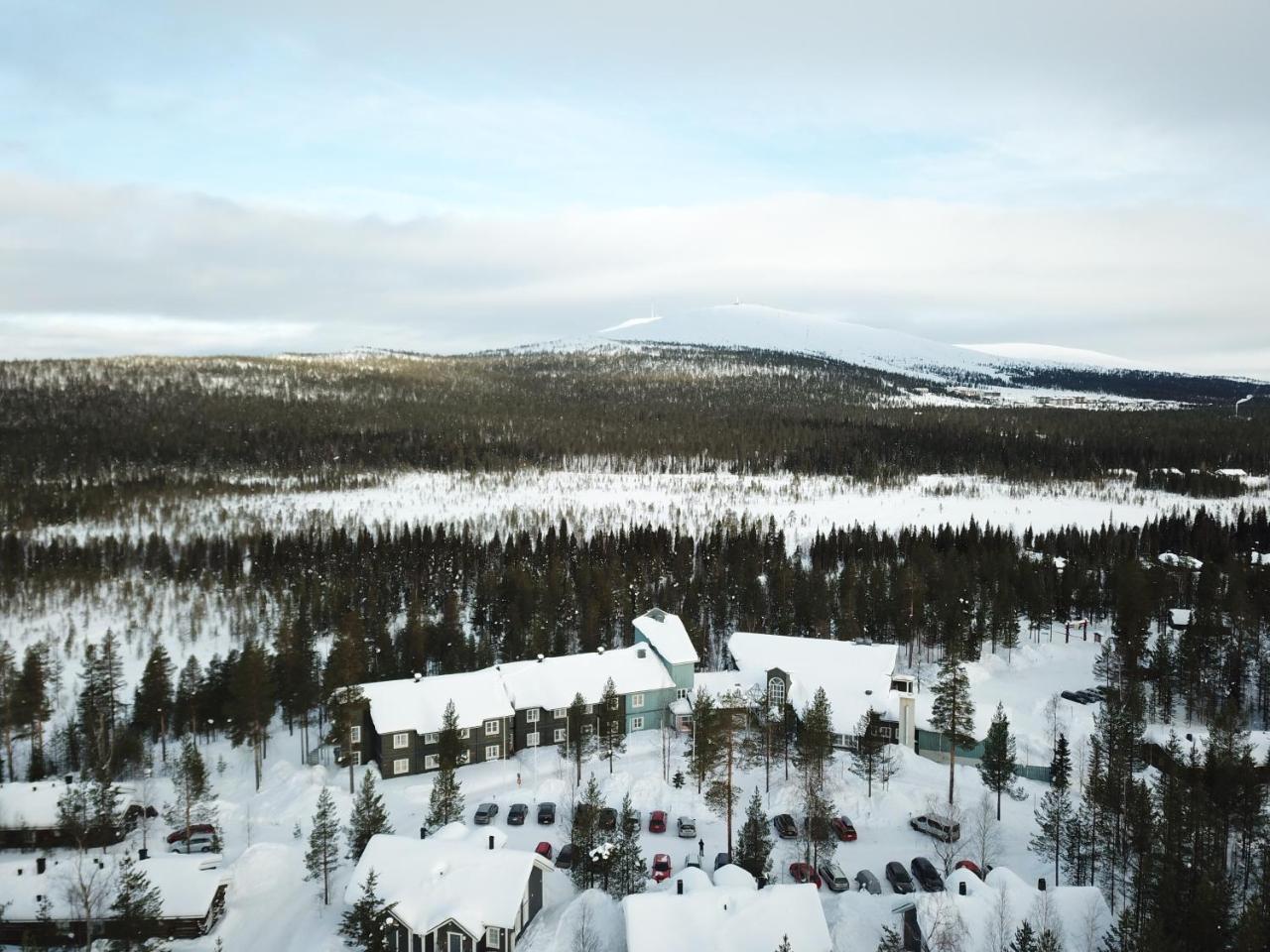 Hotel Yllaesrinne Юллясярви Экстерьер фото