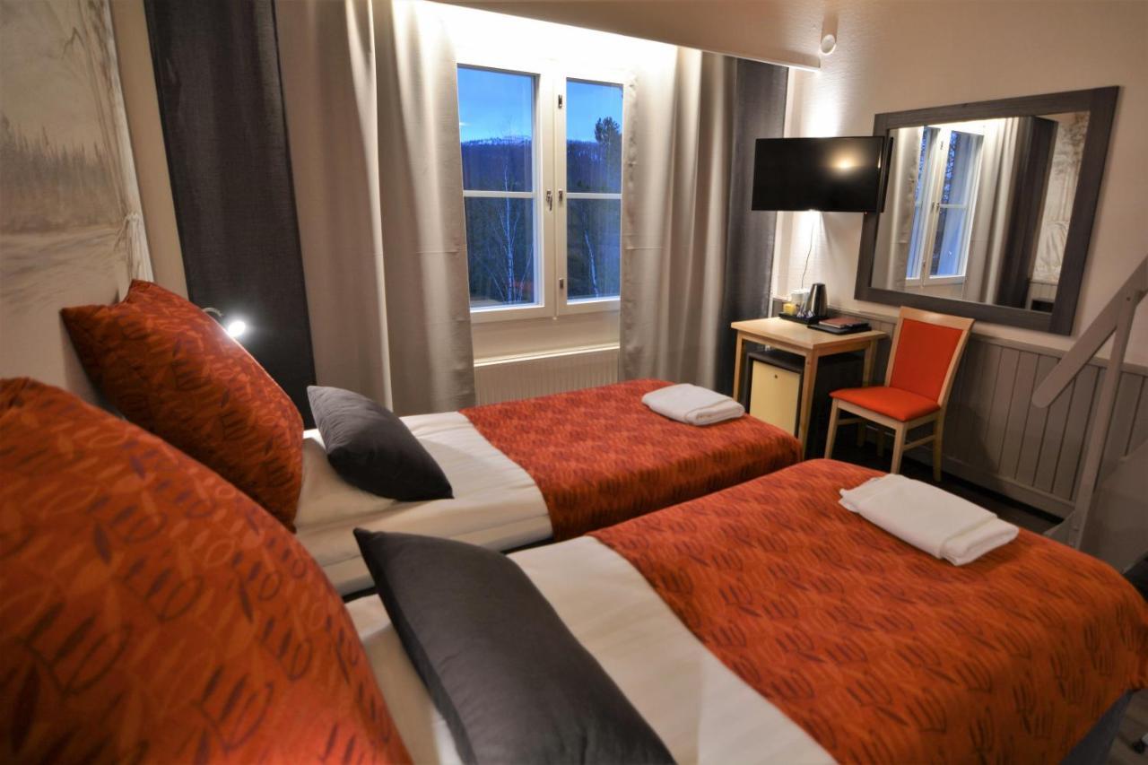 Hotel Yllaesrinne Юллясярви Экстерьер фото
